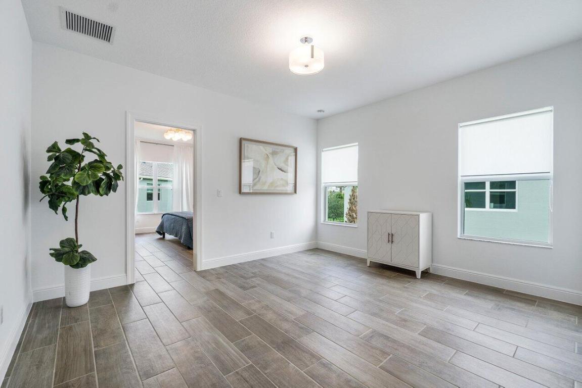 571 Parsons Way