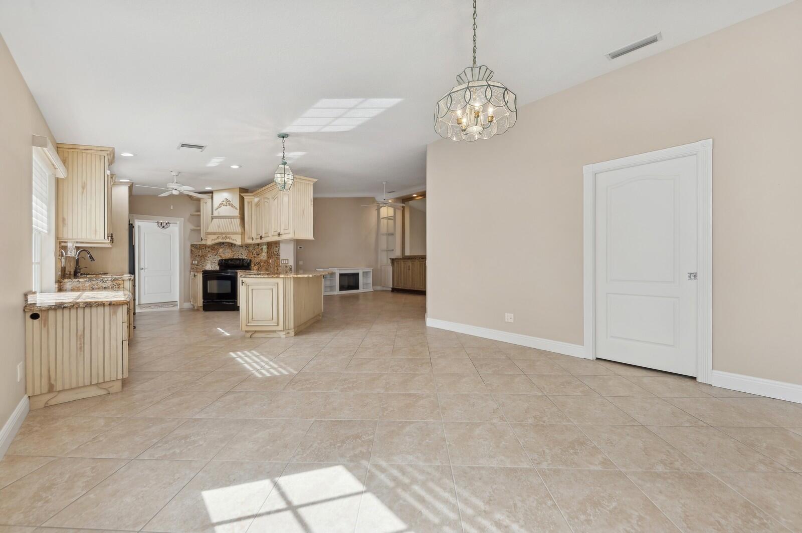 7061 Gila Lane