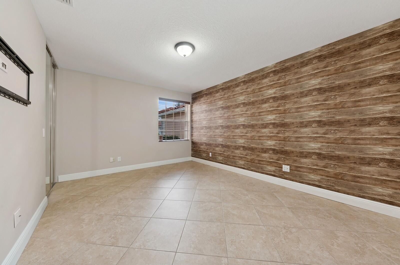 7061 Gila Lane