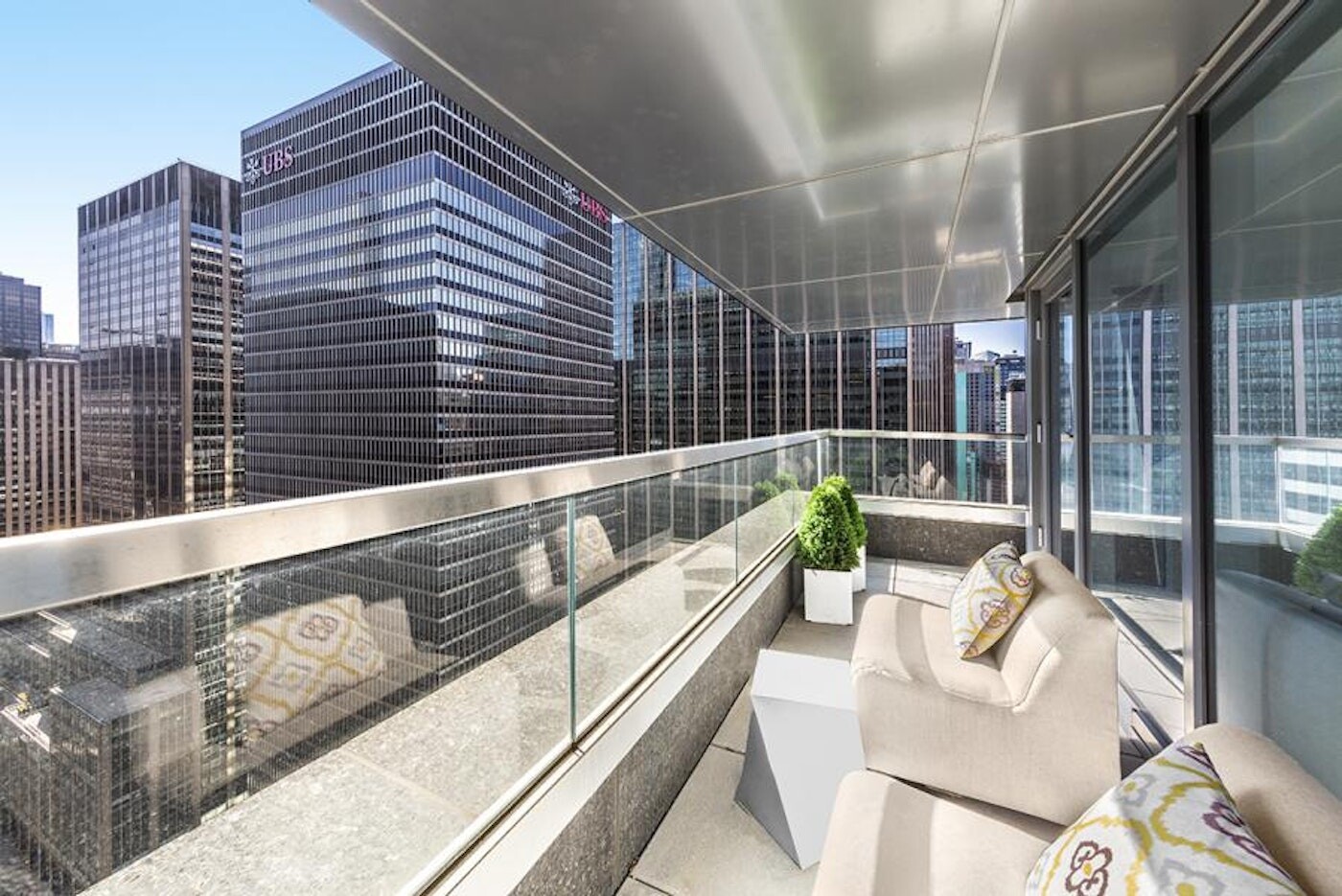135 W 52ND Street PH5S