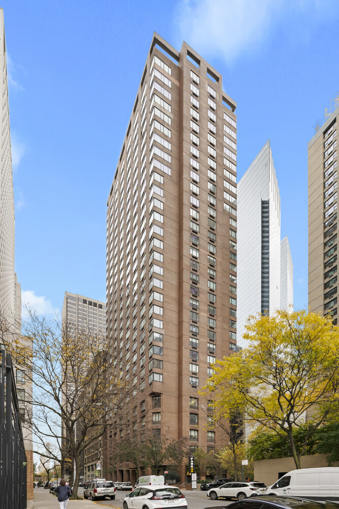 30 W 61ST Street 10C