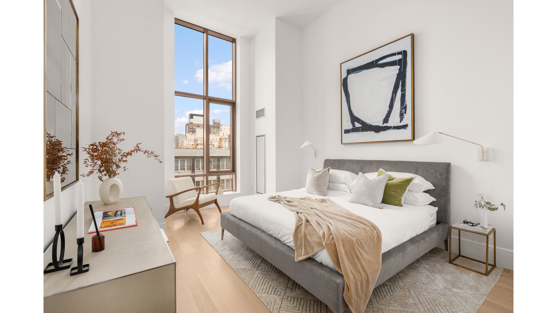 215 E 19TH Street 10B