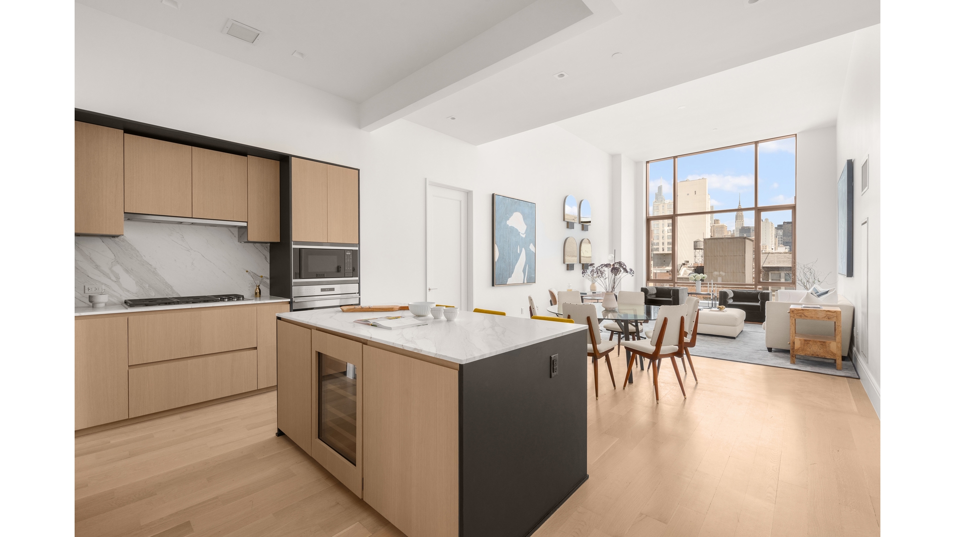 215 E 19TH Street 10B