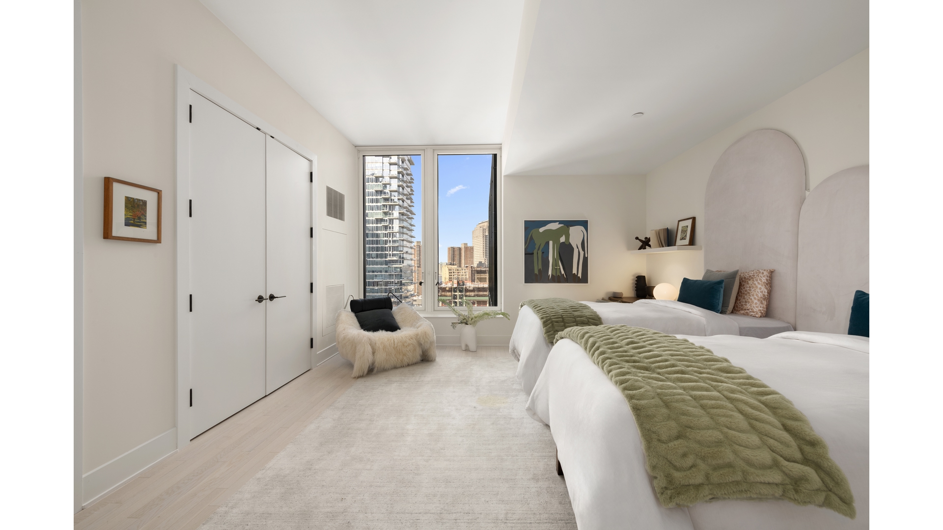 91 LEONARD Street PH1