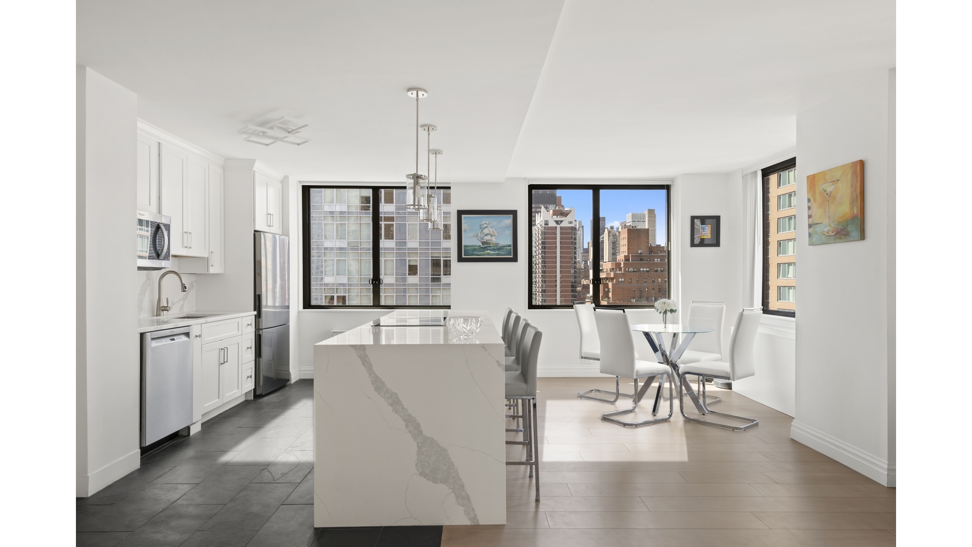 300 E 54TH Street 19DE