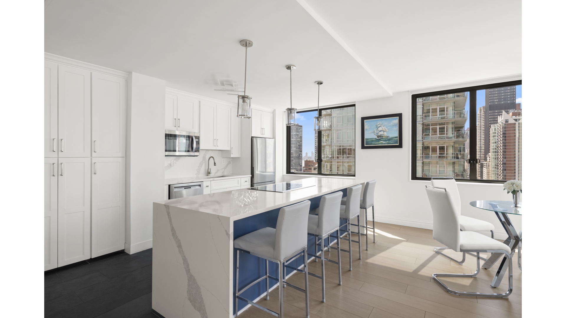 300 E 54TH Street 19DE