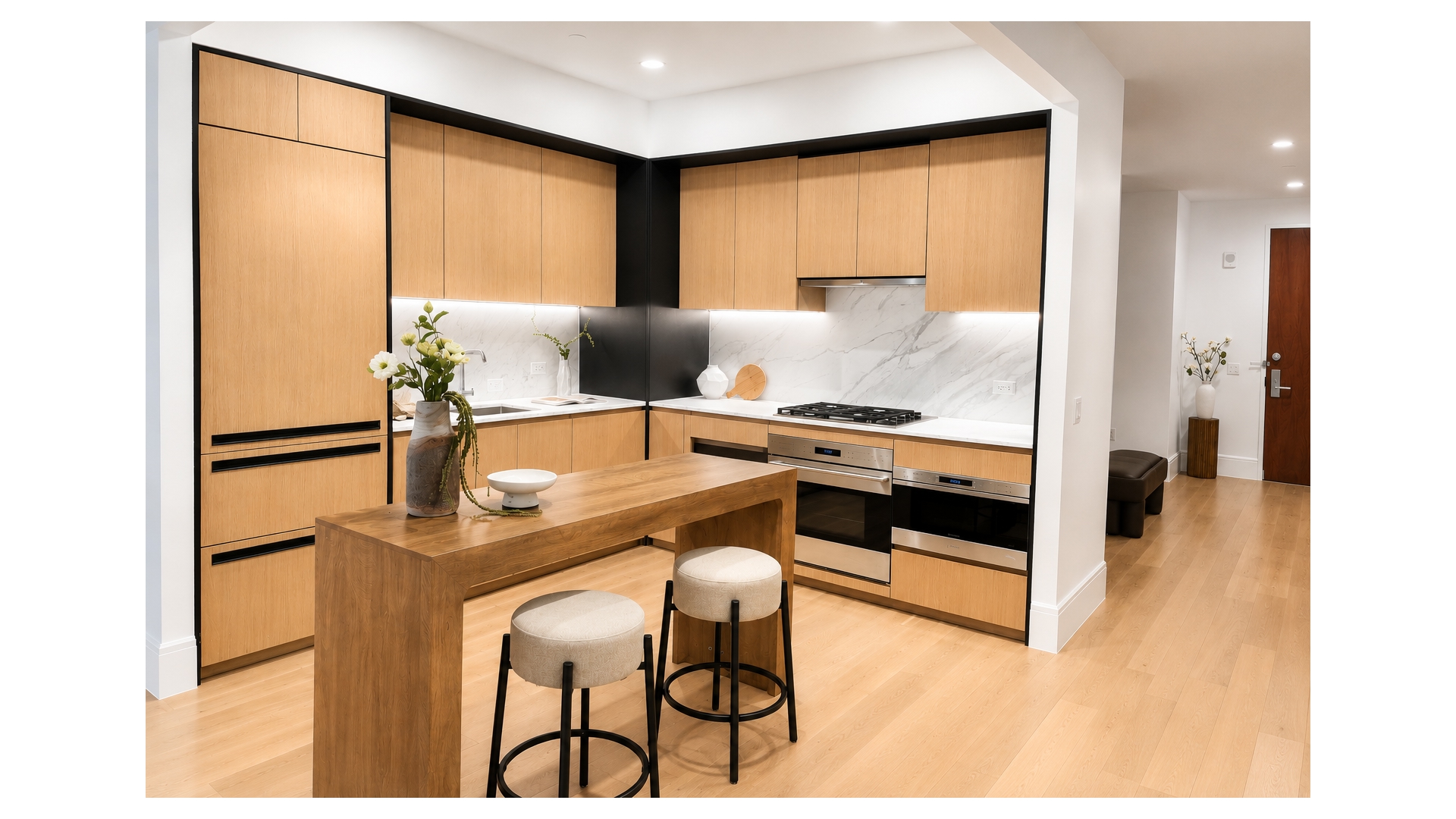 215 E 19TH Street 2E