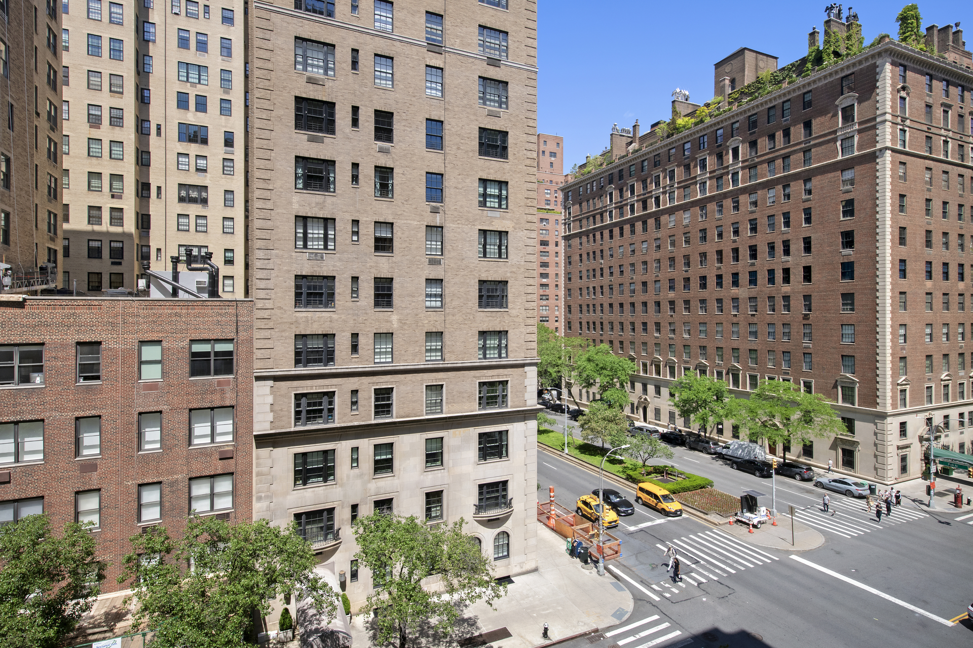 52 E 72ND Street 7