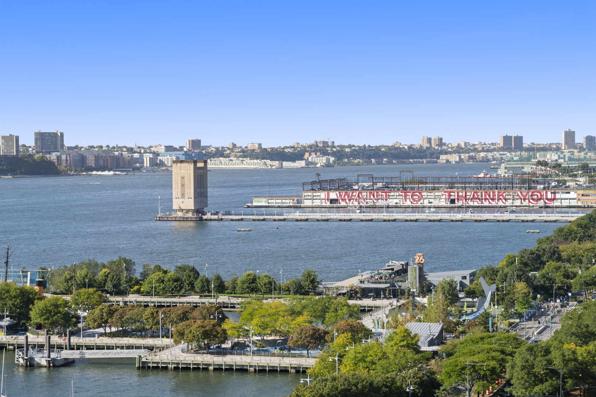 200 CHAMBERS Street 15C