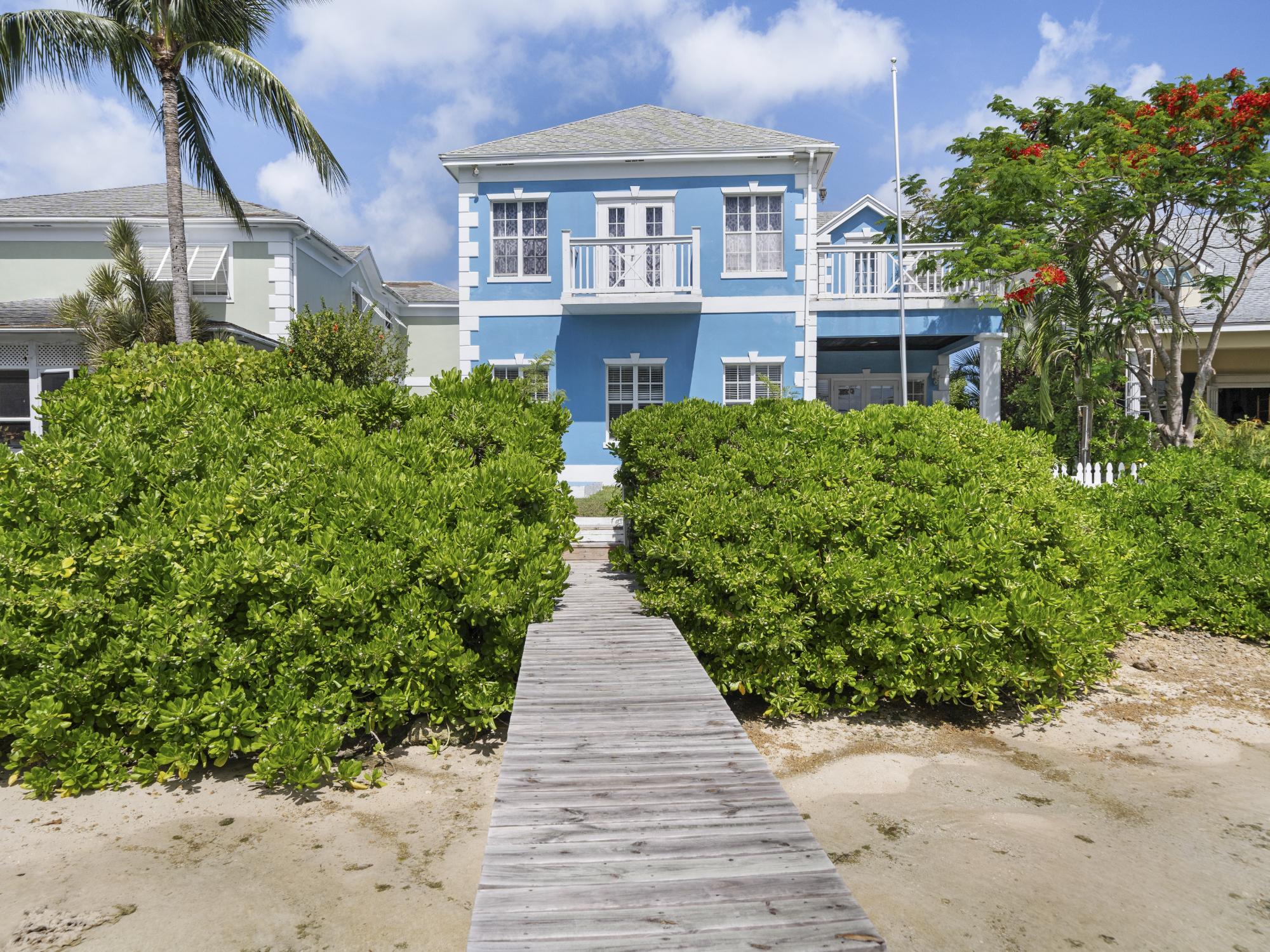 19 GOVERNORS CAY, SANDYPORT