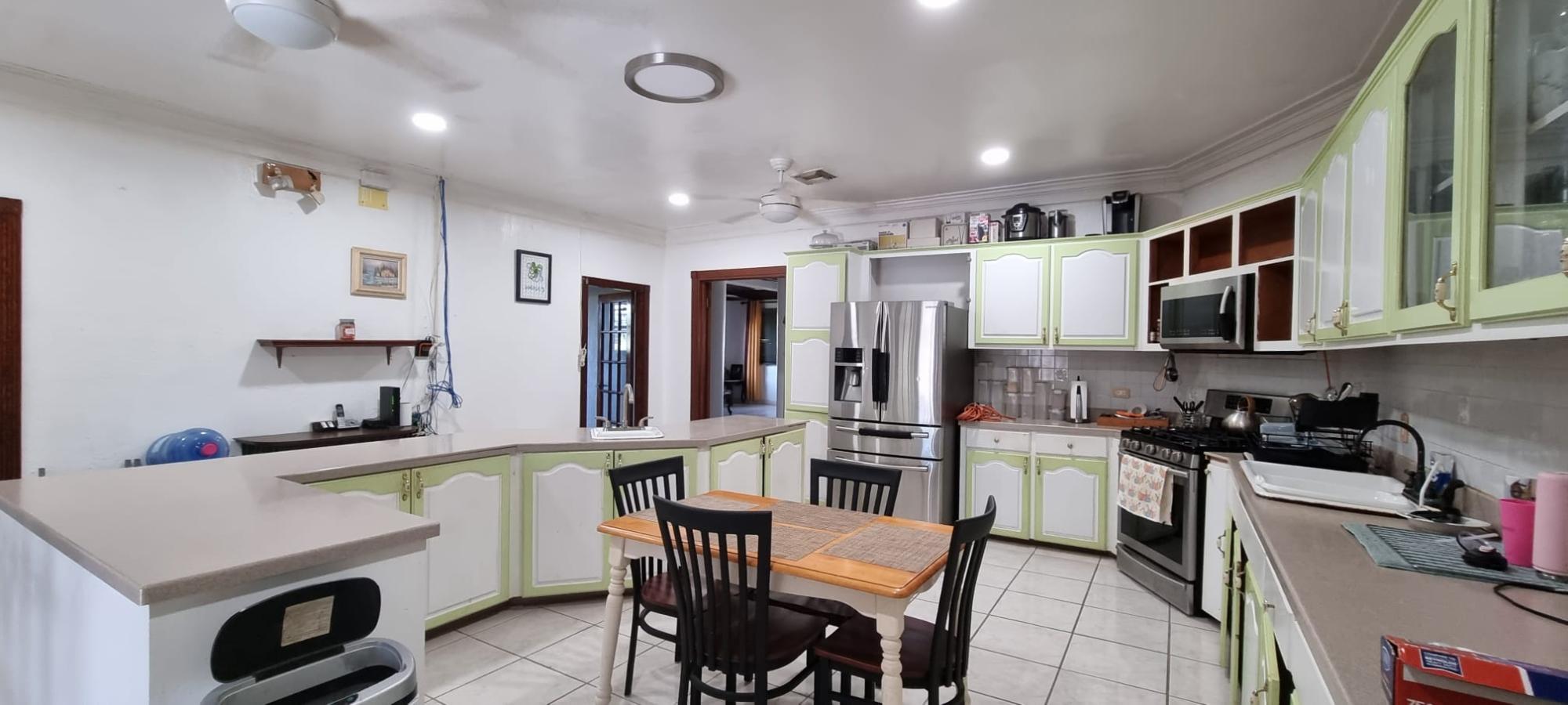 SEA BREEZE ESTATES