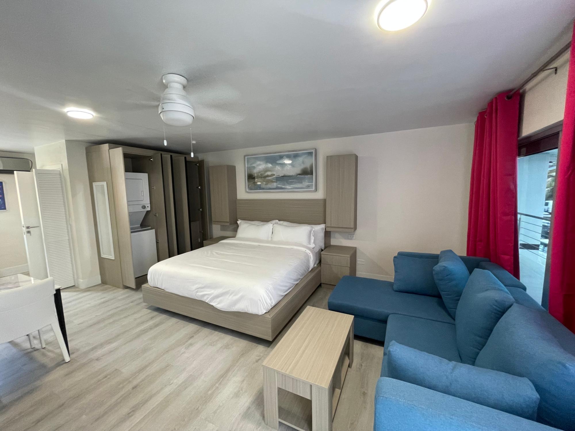 WEST BAY STREET Unit: 1