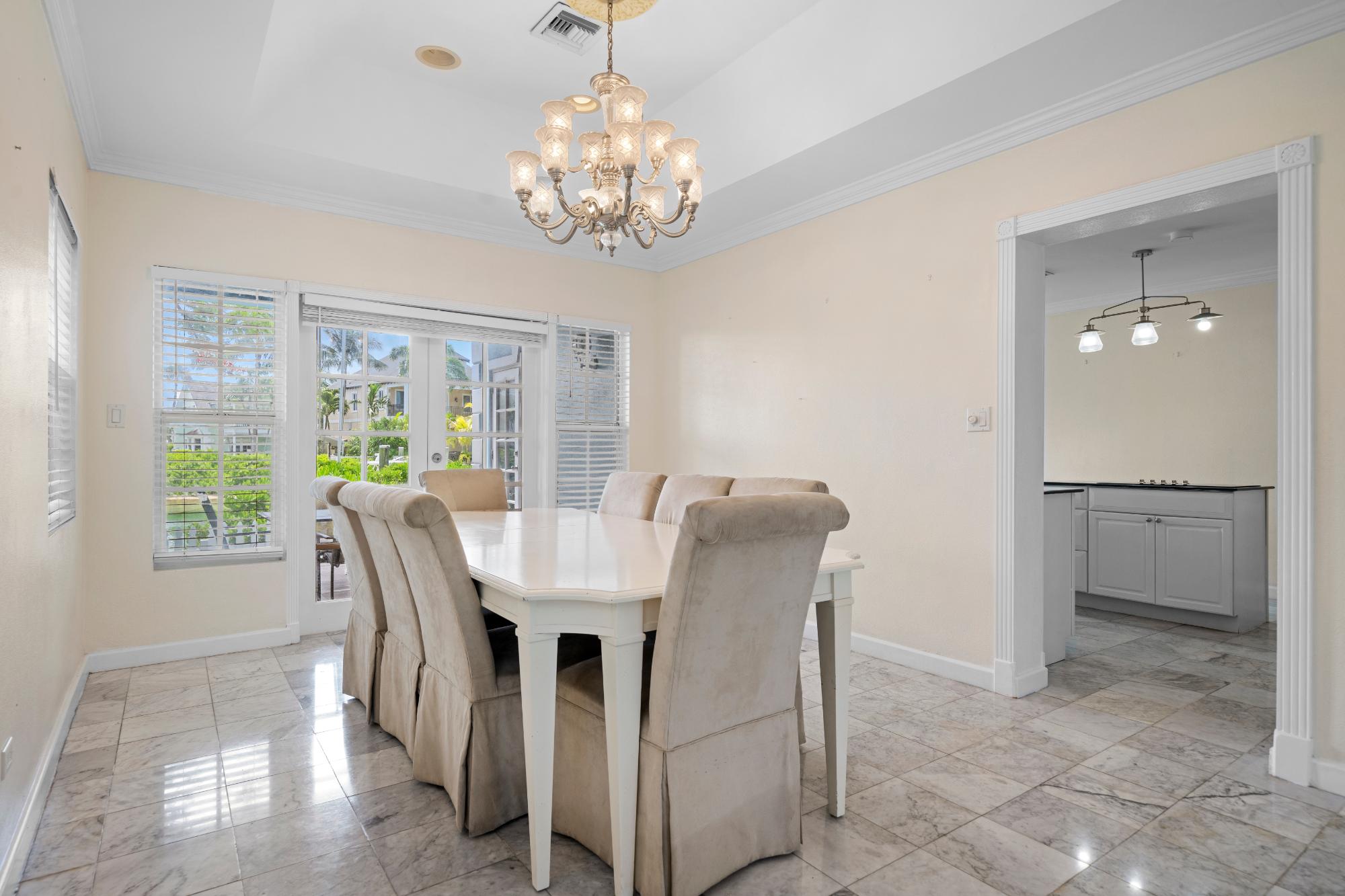 19 GOVERNORS CAY, SANDYPORT