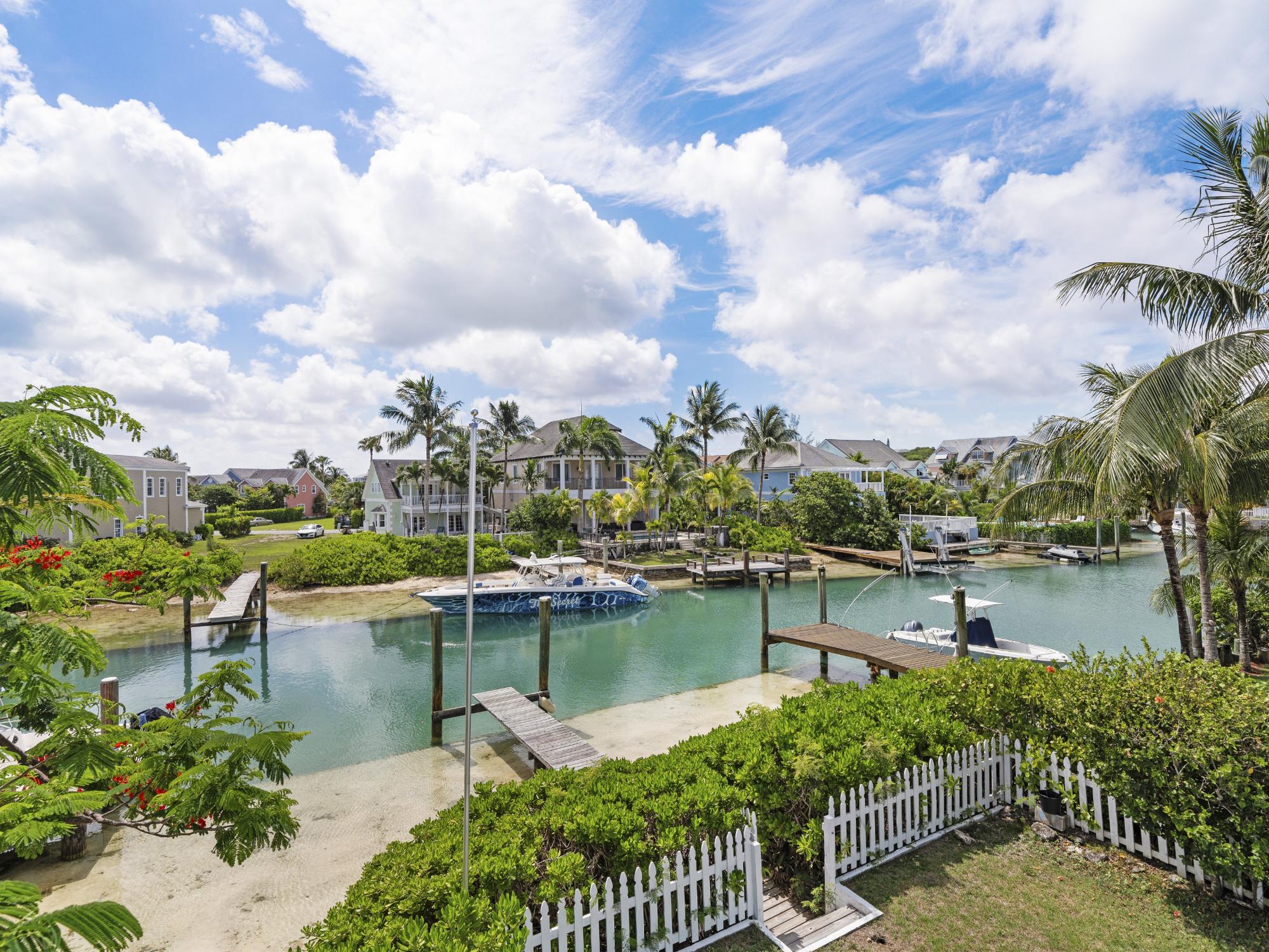 19 GOVERNORS CAY, SANDYPORT
