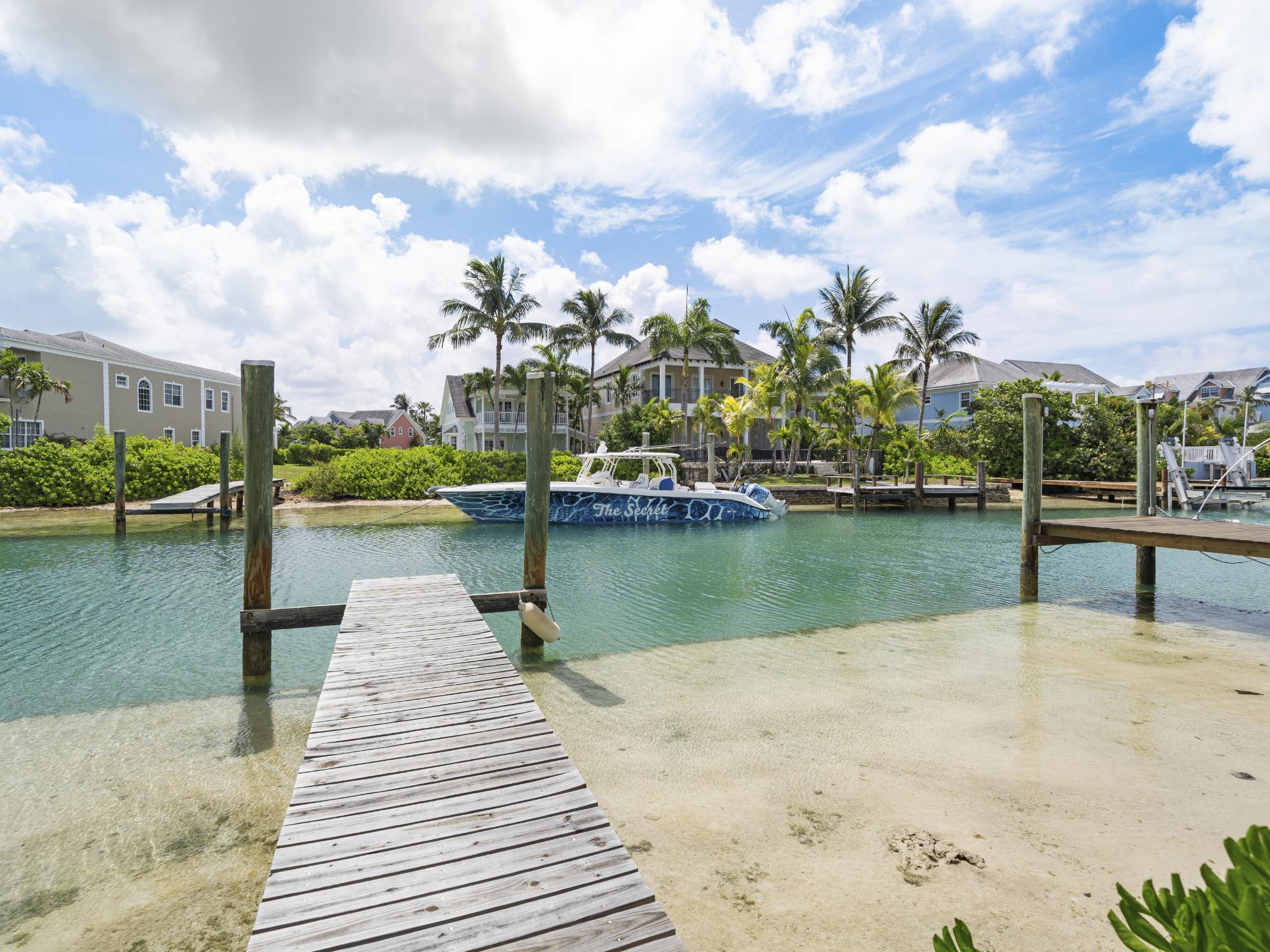 19 GOVERNORS CAY, SANDYPORT