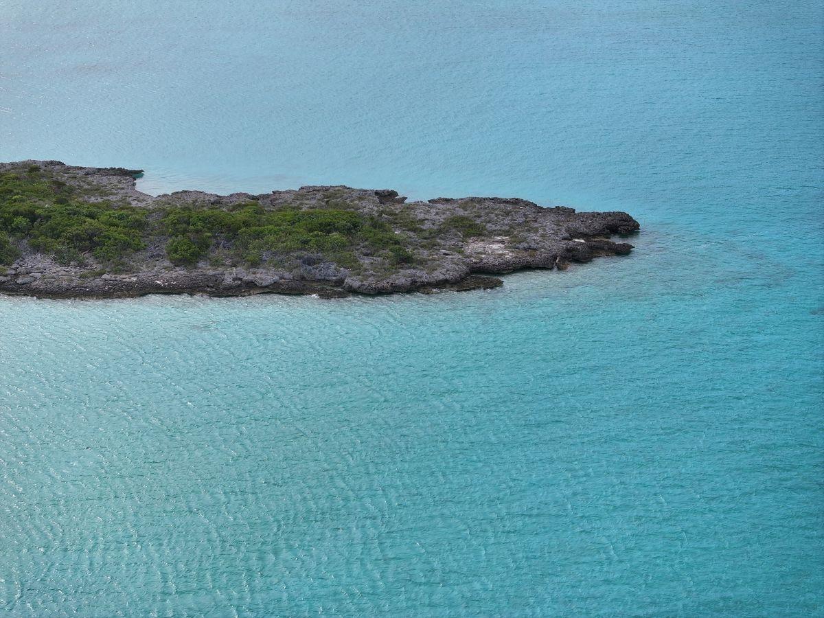 GOLD RING CAY