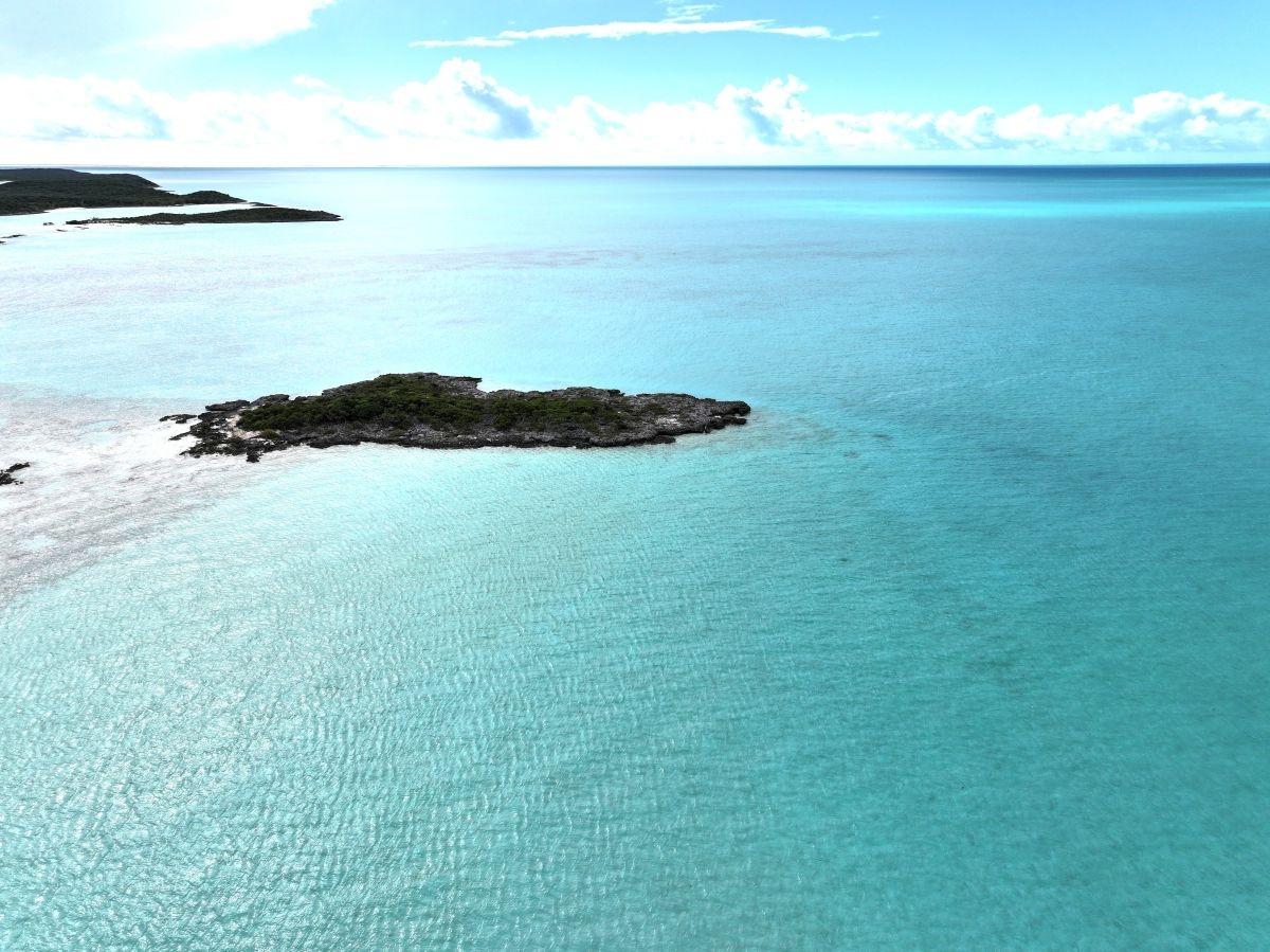 GOLD RING CAY