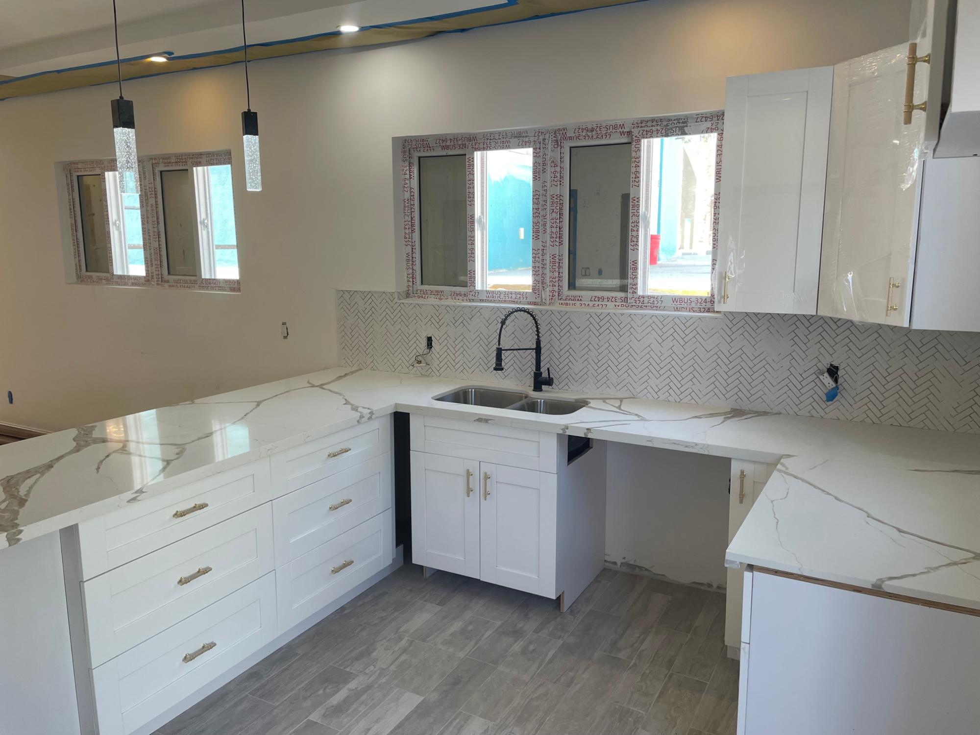 TROPICAL GARDENS OLYMPIC Unit: #2