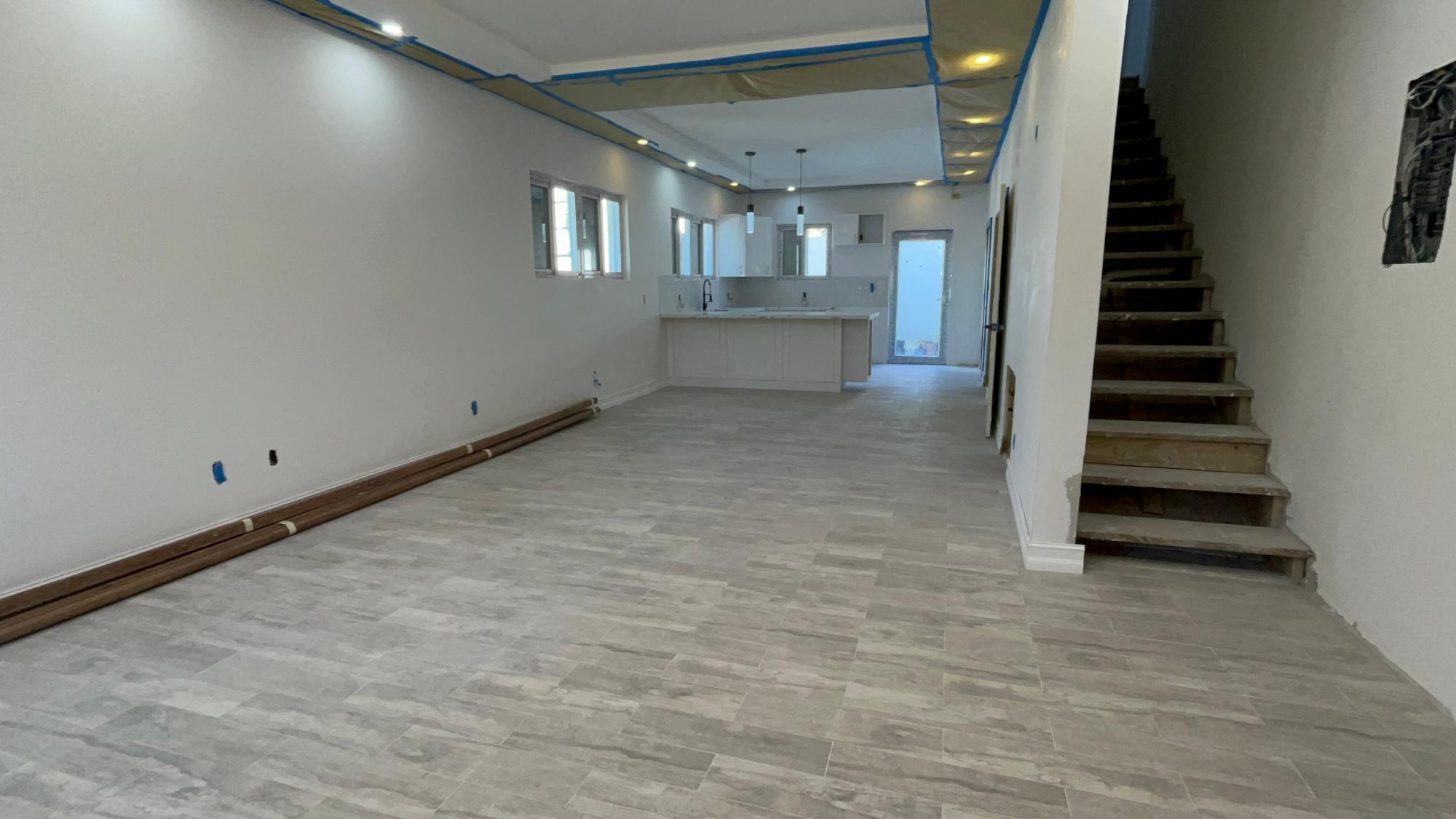 TROPICAL GARDENS OLYMPIC Unit: #1