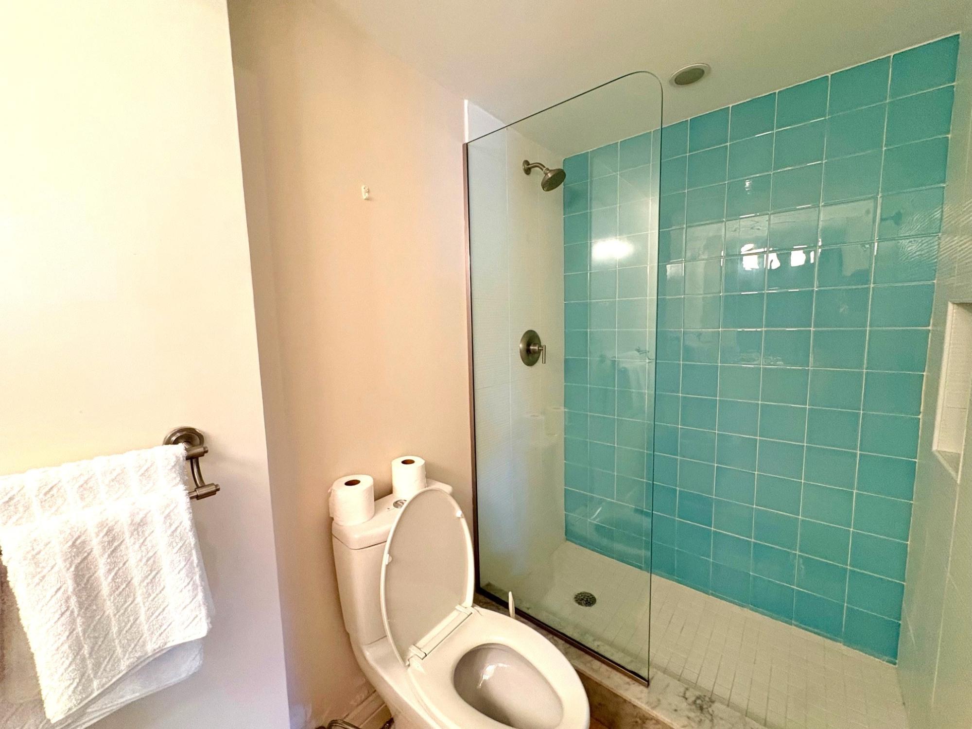 UNIT 10 EASTWIND CONDO Unit: 10