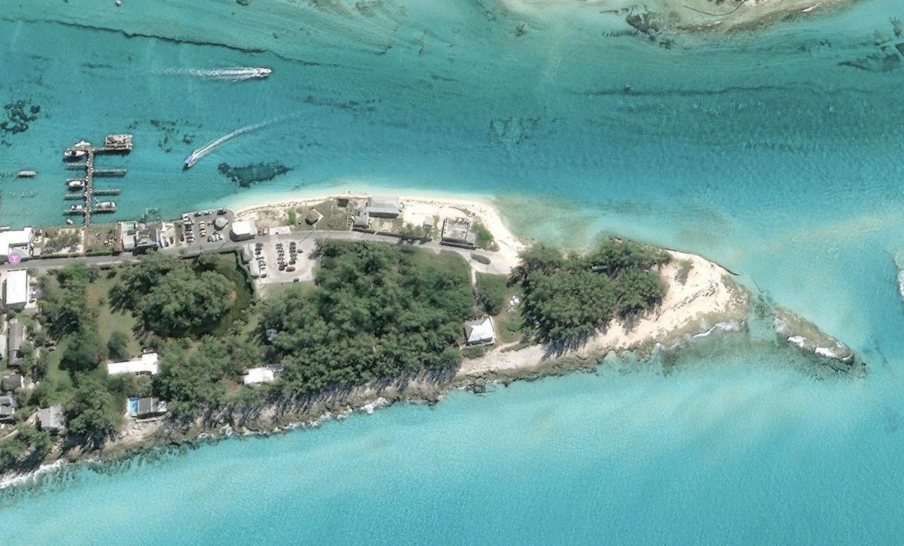 15 QUEENS HIGHWAY ALICE TOWN BIMINI