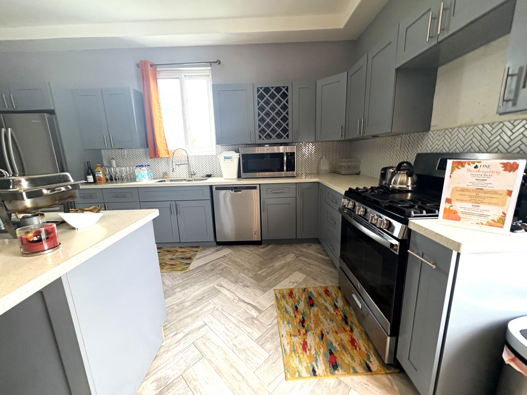 TROPICAL GARDENS OLYMPIC