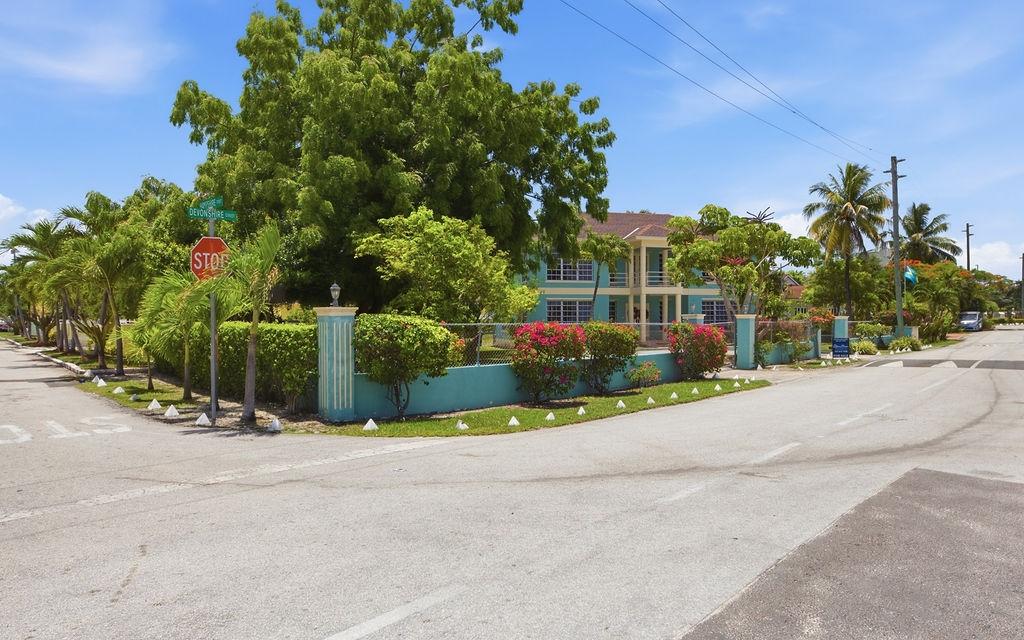 140 WESTWARD VILLAS HOME