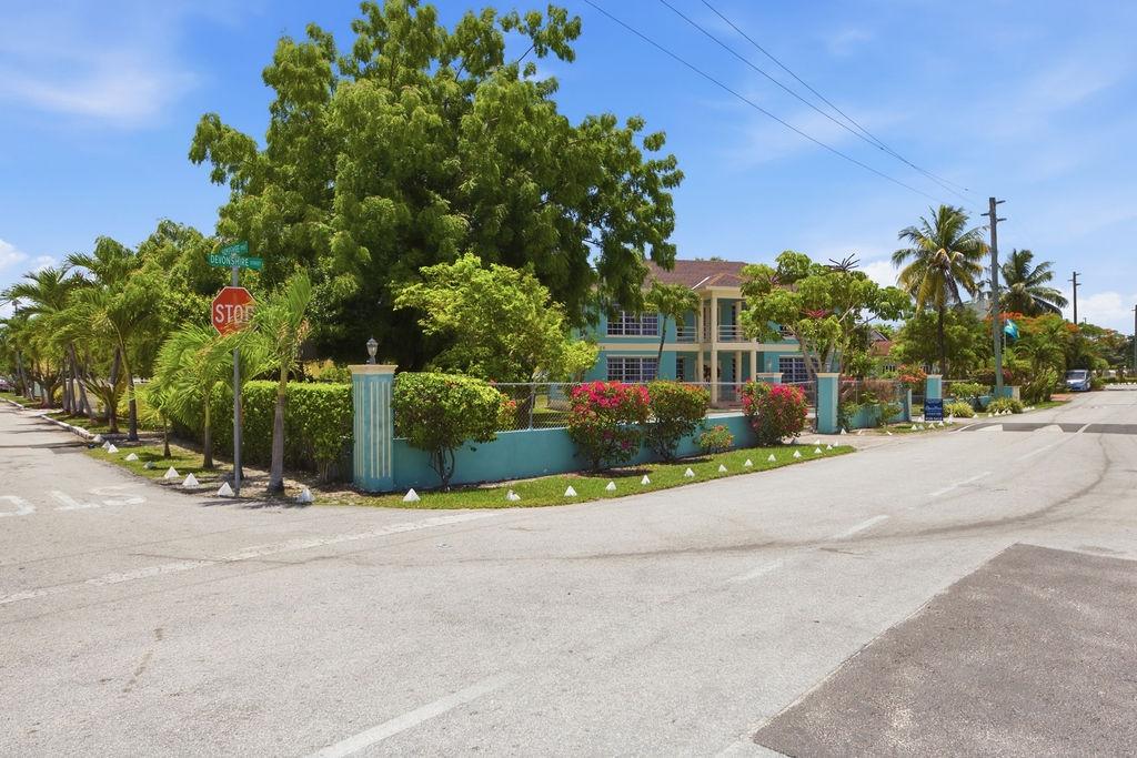 140 WESTWARD VILLAS HOME
