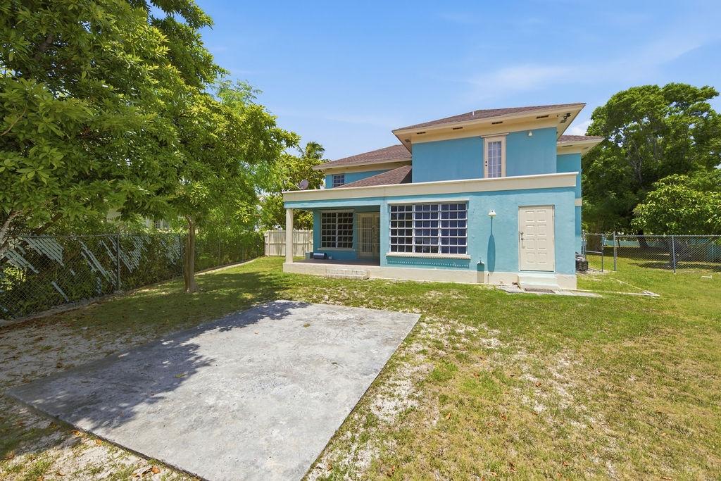 140 WESTWARD VILLAS HOME