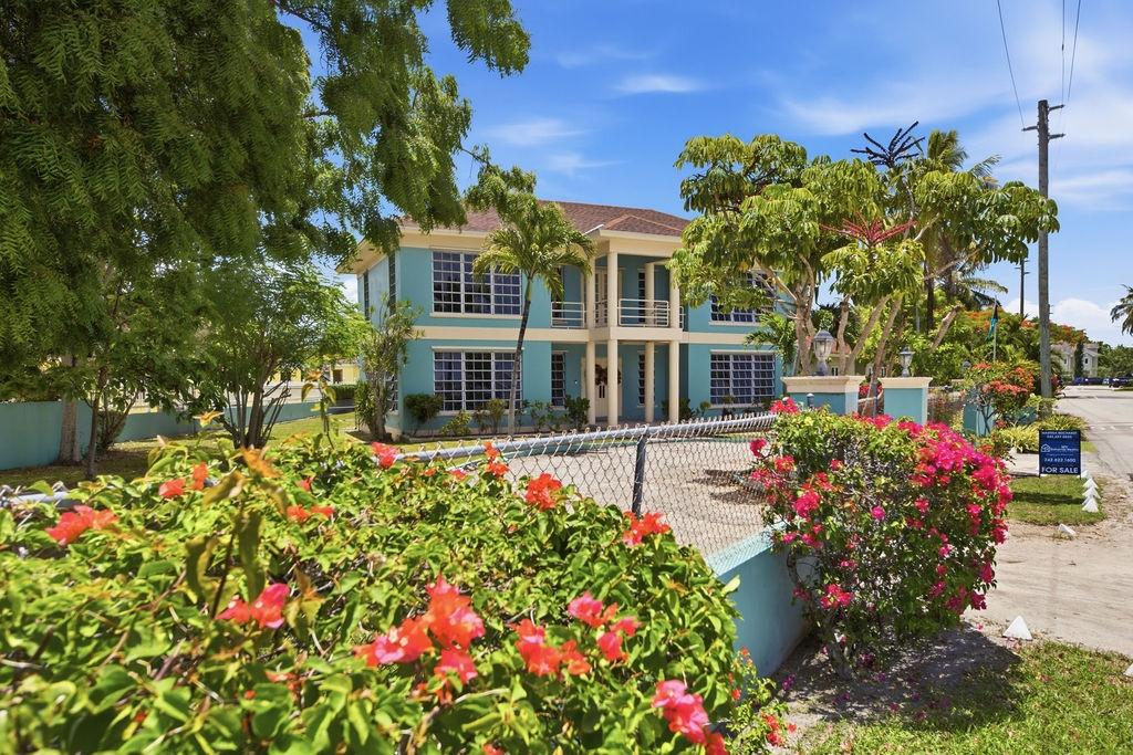 140 WESTWARD VILLAS HOME