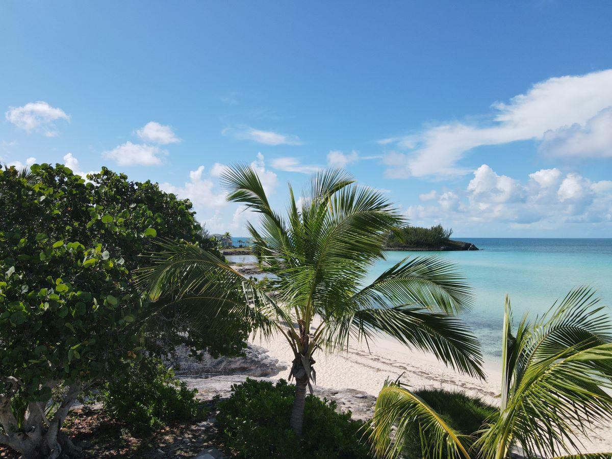 RAINBOW BAY, ELEUTHERA