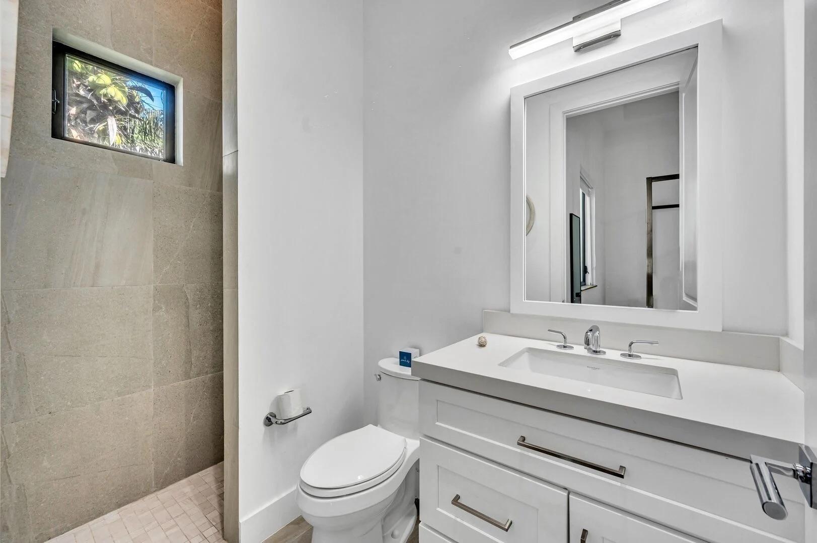 2404 ROCKWELL ISLAND Unit: 2404