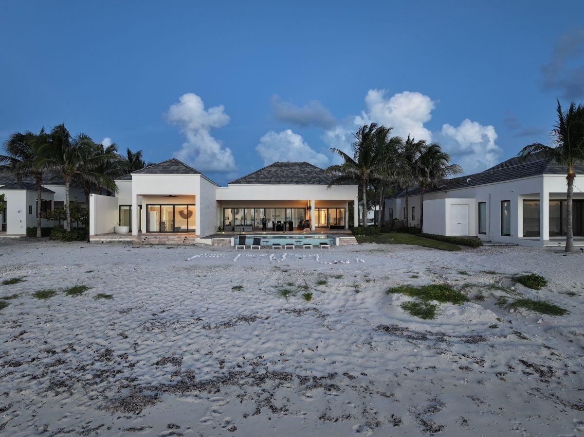 2404 ROCKWELL ISLAND Unit: 2404