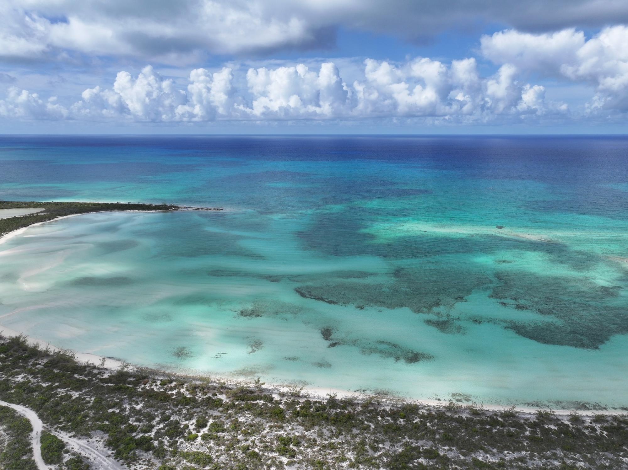 LERU. / LERAUX CAY