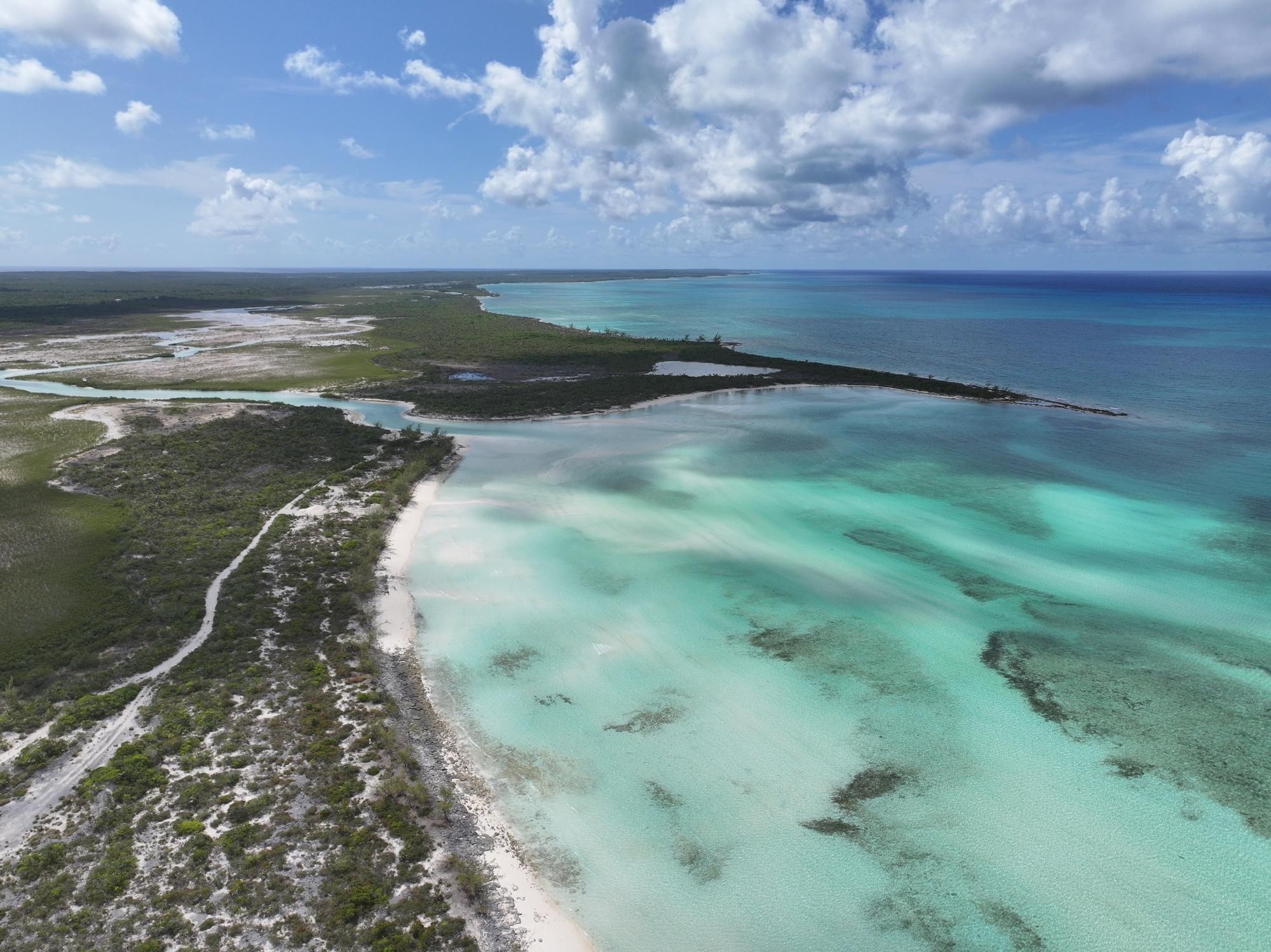 LERU. / LERAUX CAY