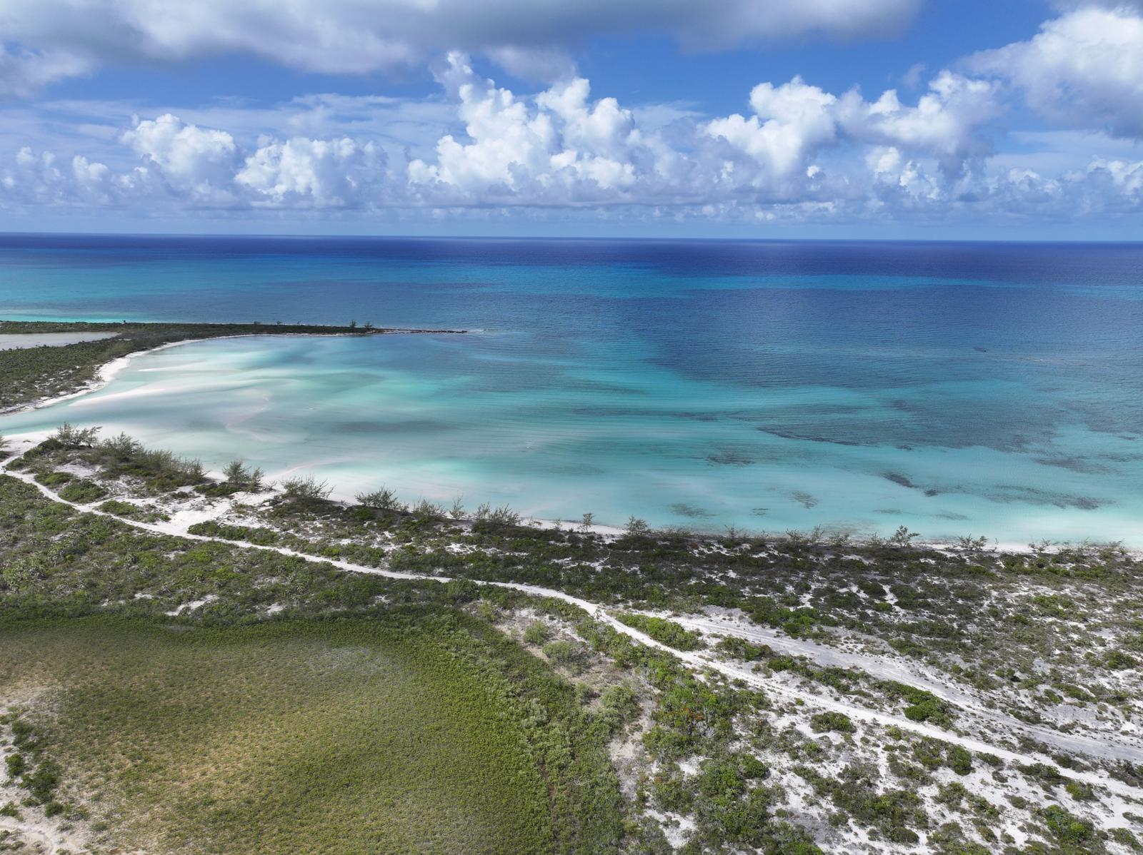 LERU. / LERAUX CAY
