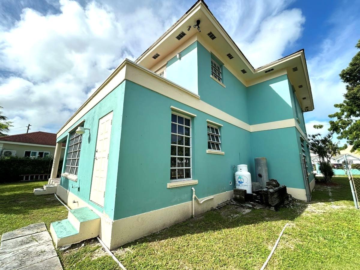 140 DEVONSHIRE DRIVE