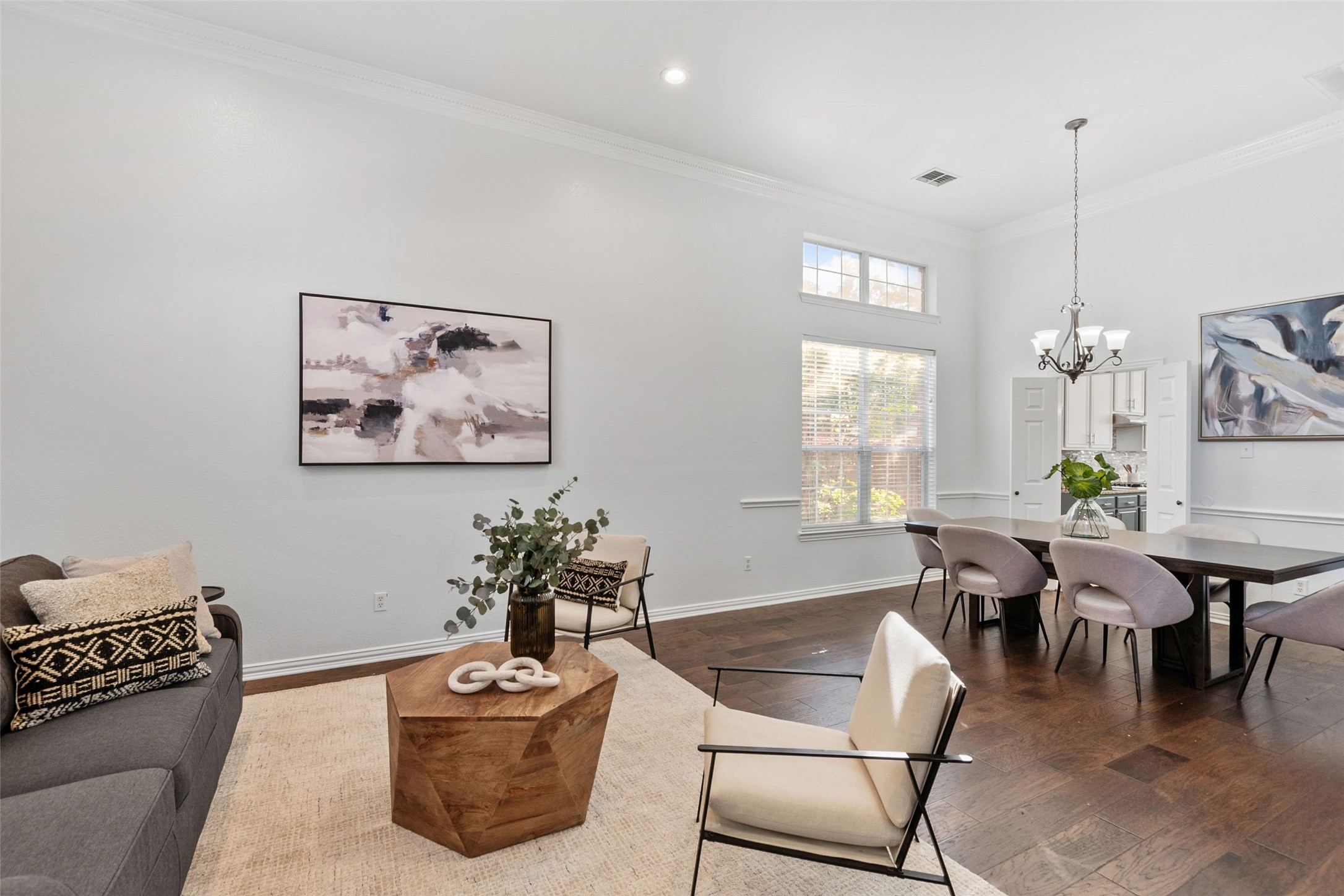 2904 Willowdale Court
