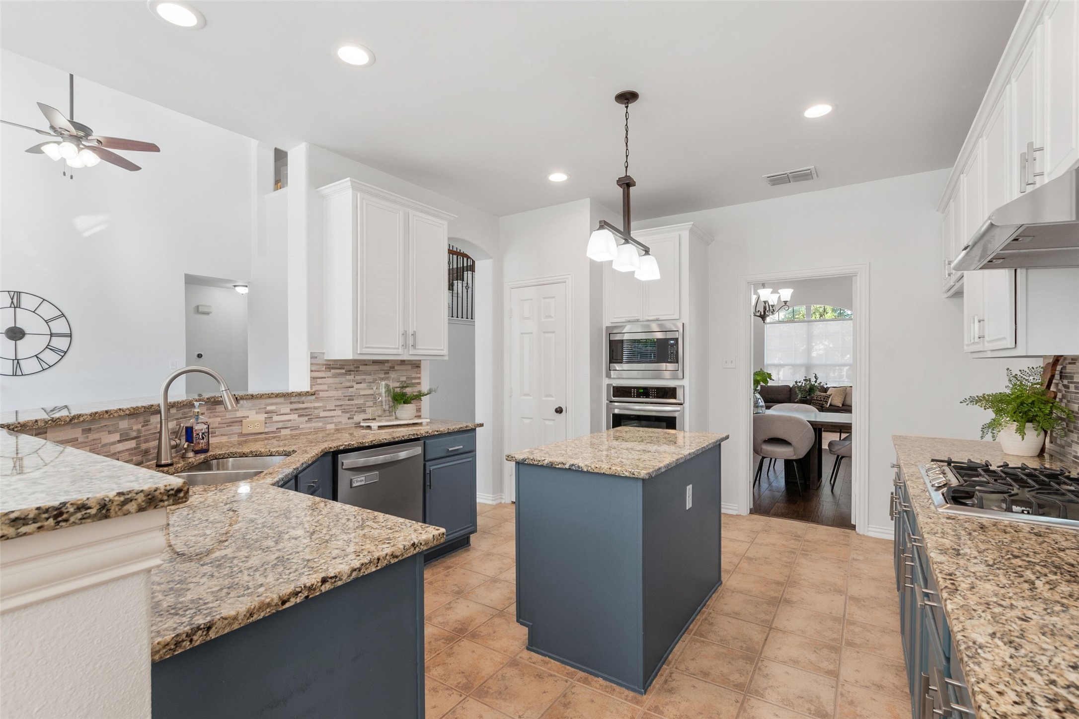 2904 Willowdale Court