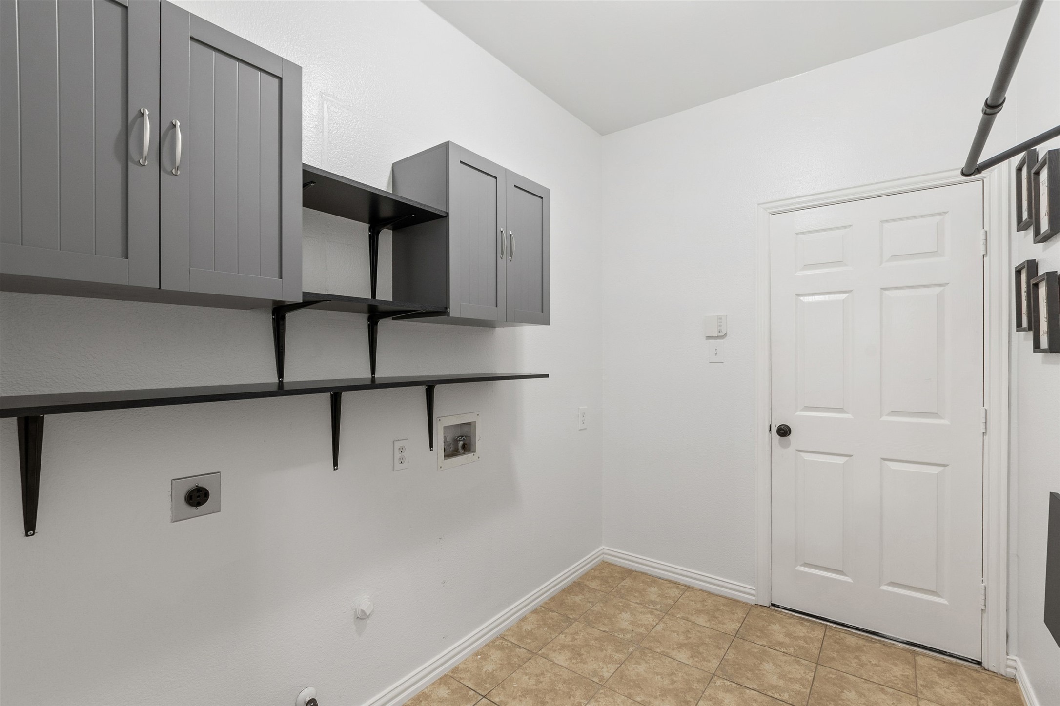 2904 Willowdale Court