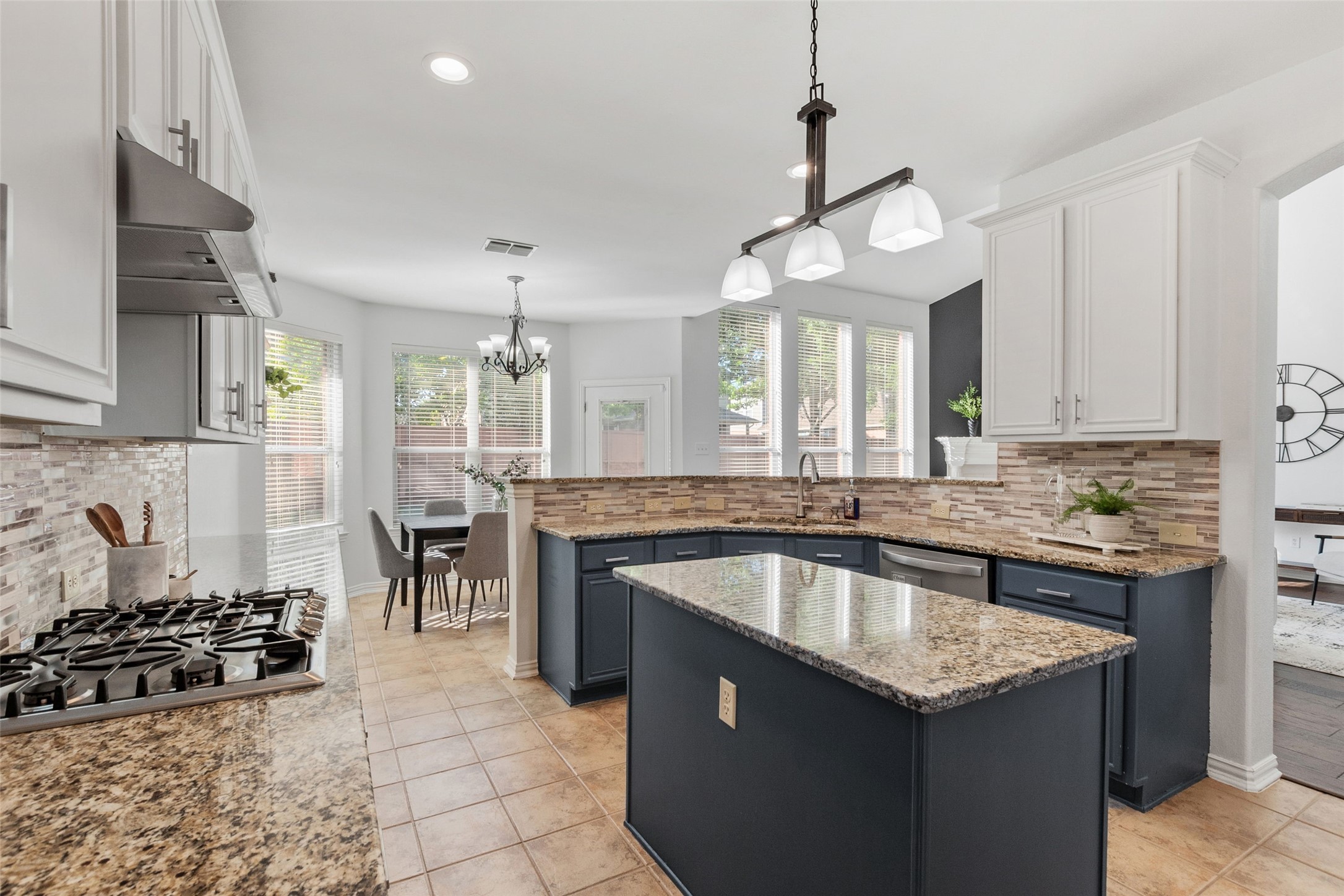 2904 Willowdale Court