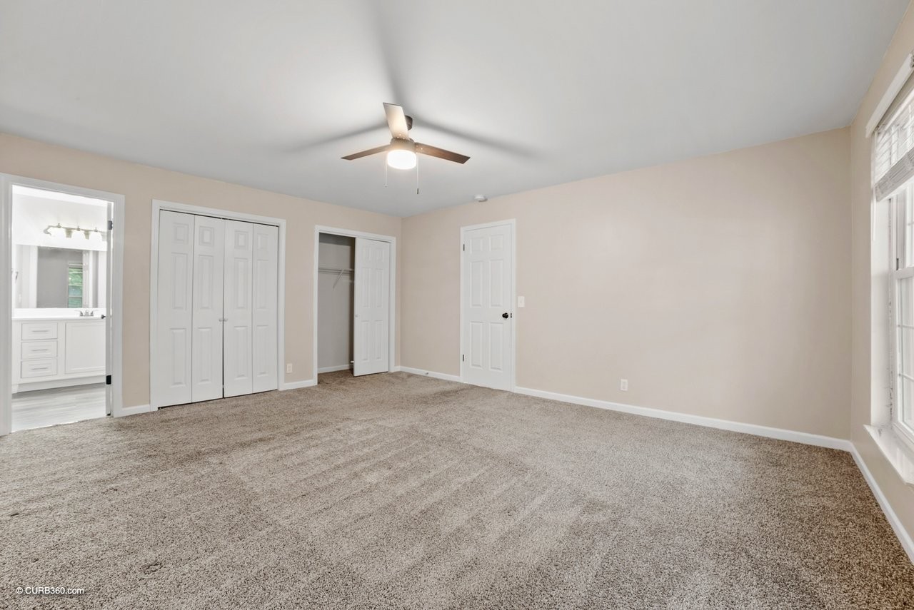 104 Jacksons Retreat Ct