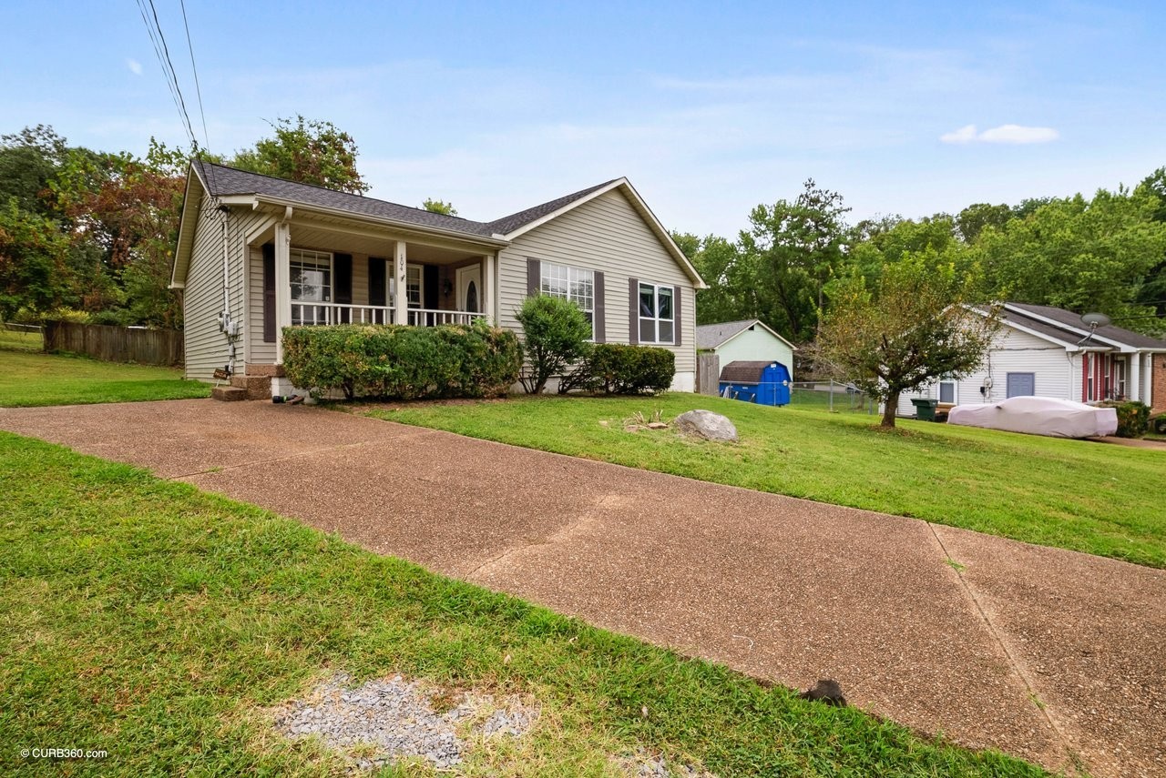 104 Jacksons Retreat Ct