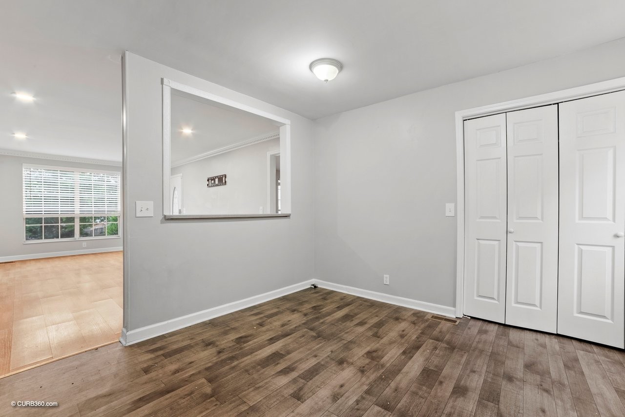 104 Jacksons Retreat Ct