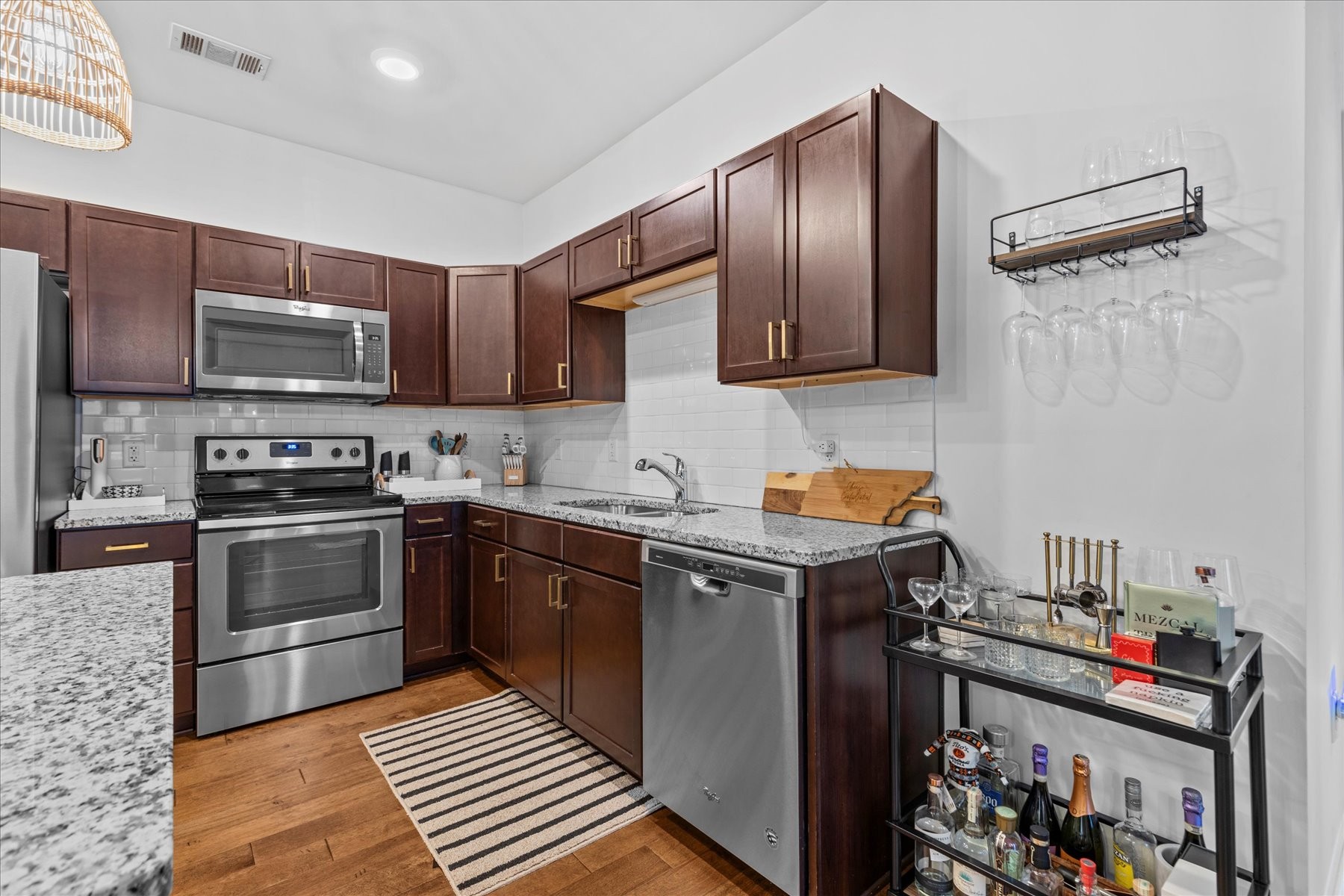 1122 Litton Ave Unit: 215