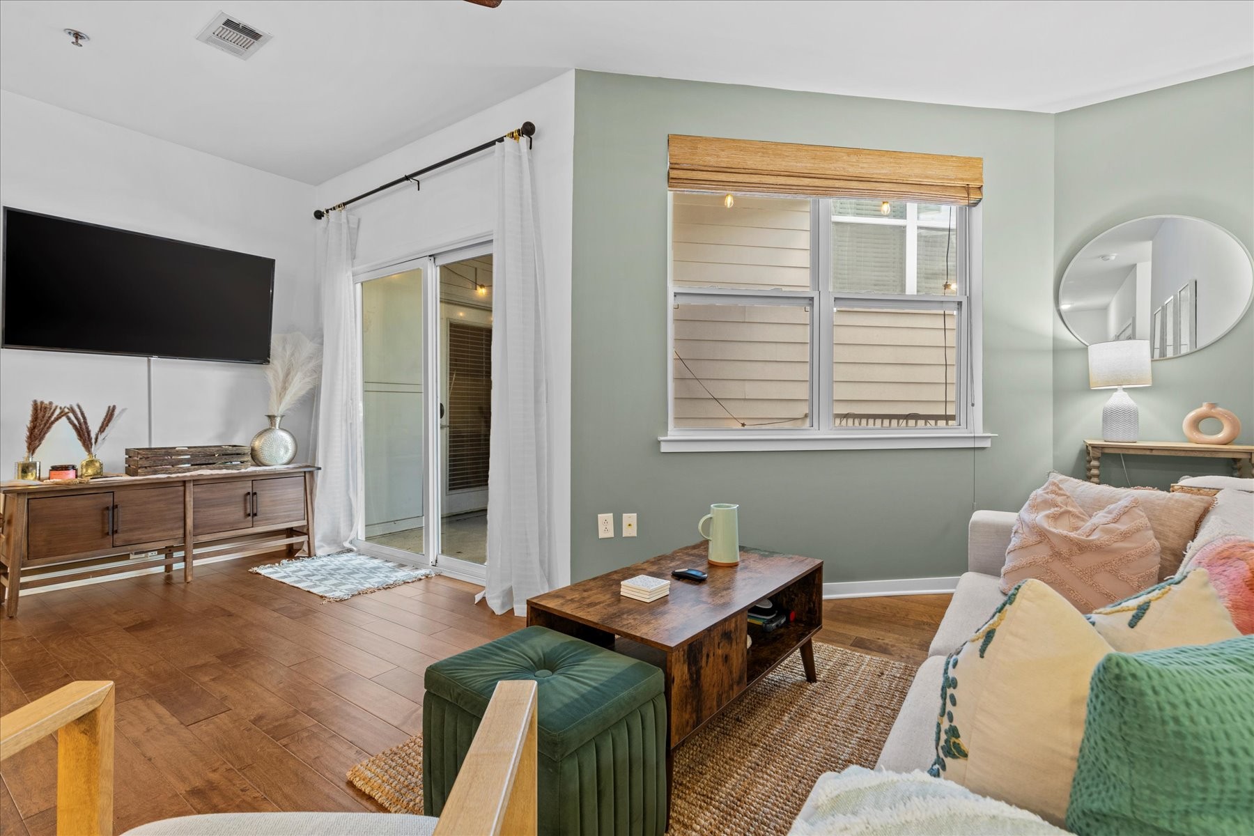 1122 Litton Ave Unit: 215