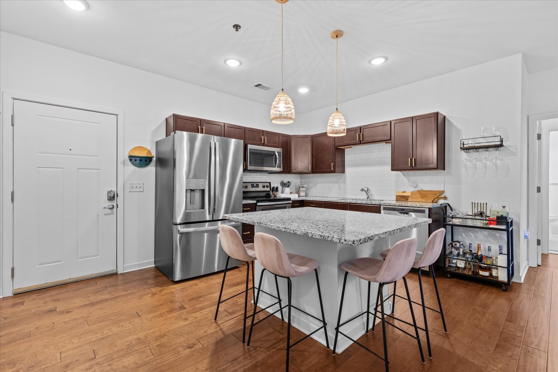 1122 Litton Ave Unit: 215