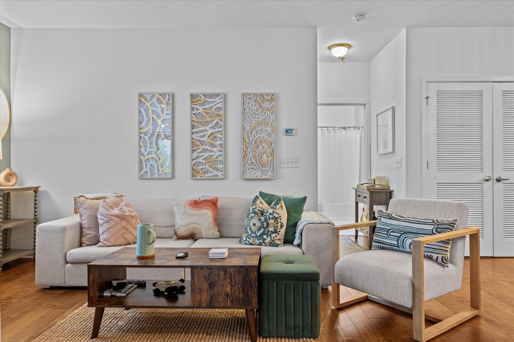 1122 Litton Ave Unit: 215