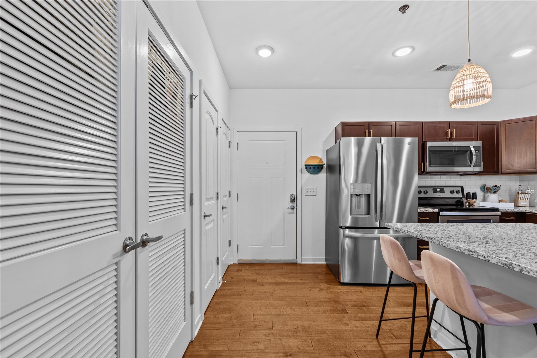 1122 Litton Ave Unit: 215