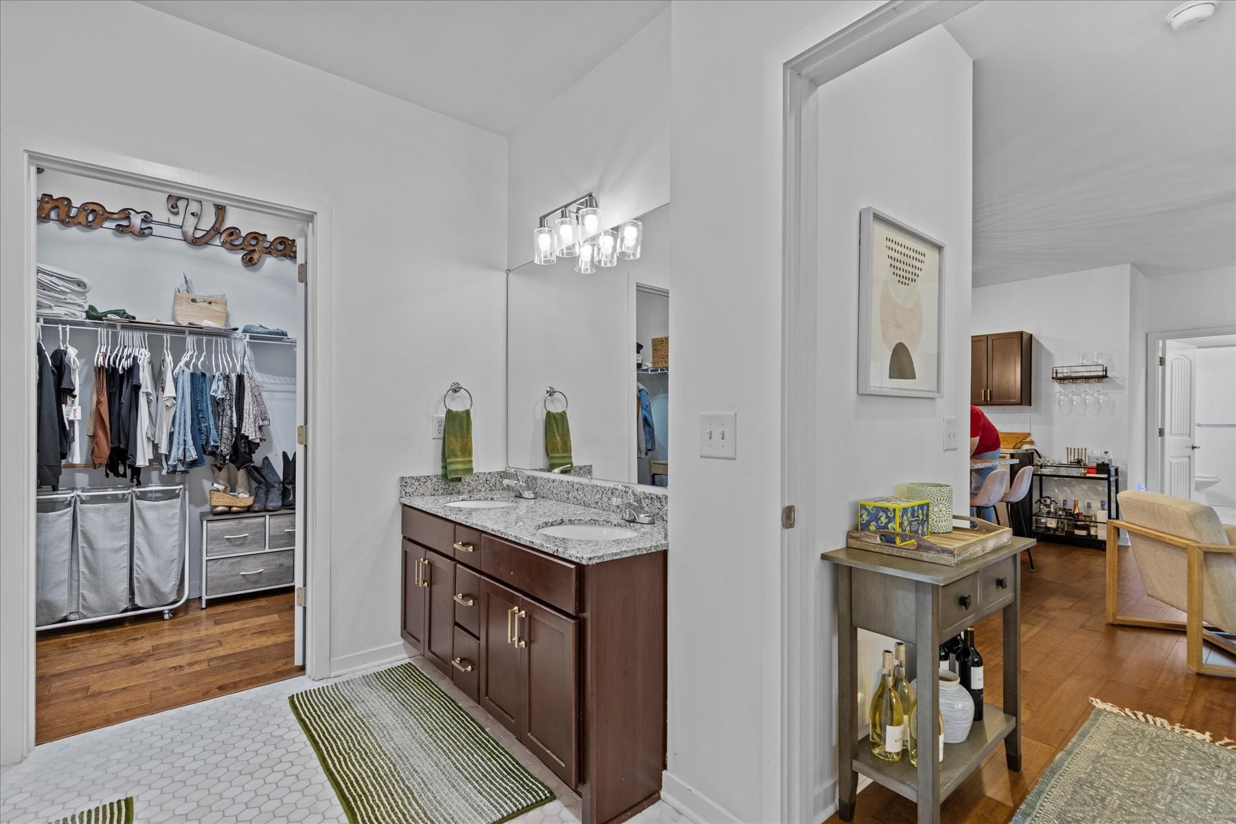 1122 Litton Ave Unit: 215